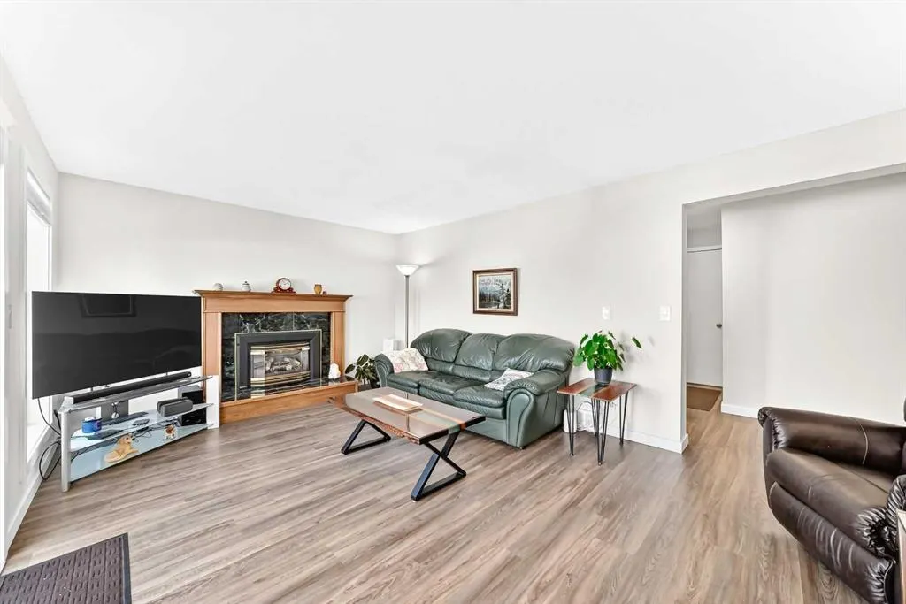 132 Millrise Drive SW