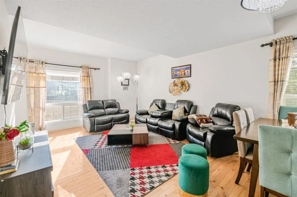 369 Inglewood Drive #80