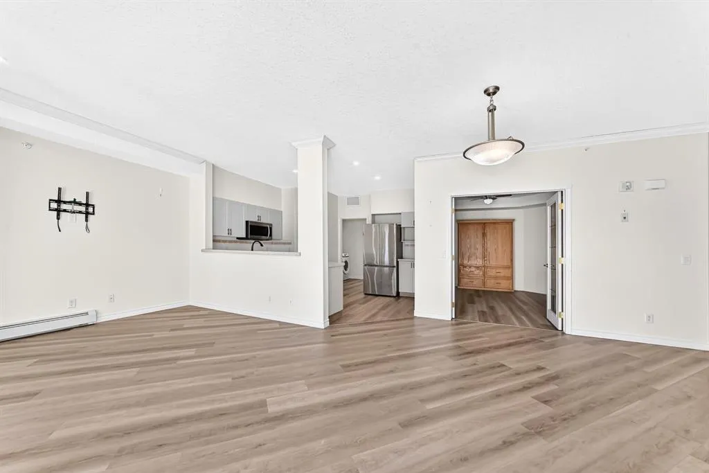 728 Country Hills Road NW #314