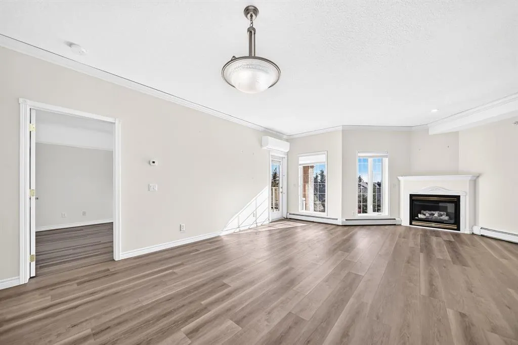 728 Country Hills Road NW #314