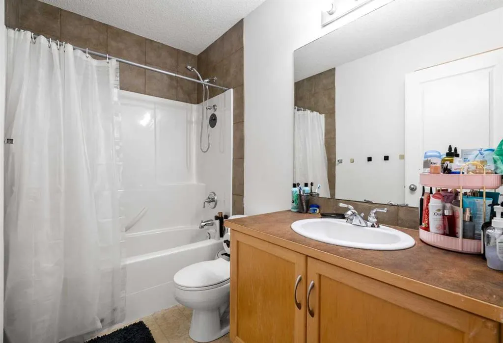 116 Tuscany Ravine Crescent NW