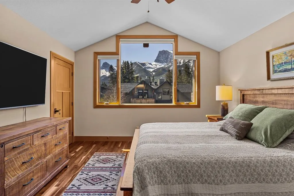 813 4th Street #2