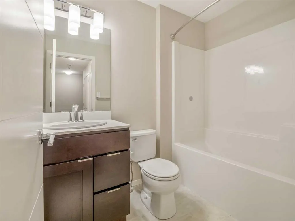 450 Highlands Boulevard W #4