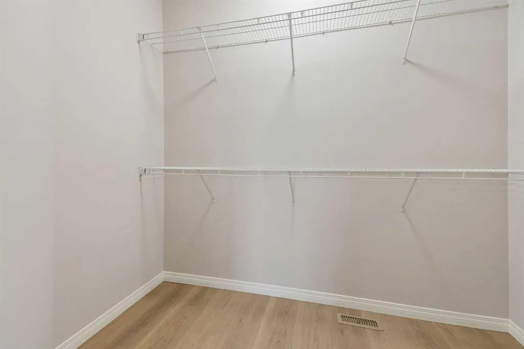 84 Rocky Vista Terrace NW