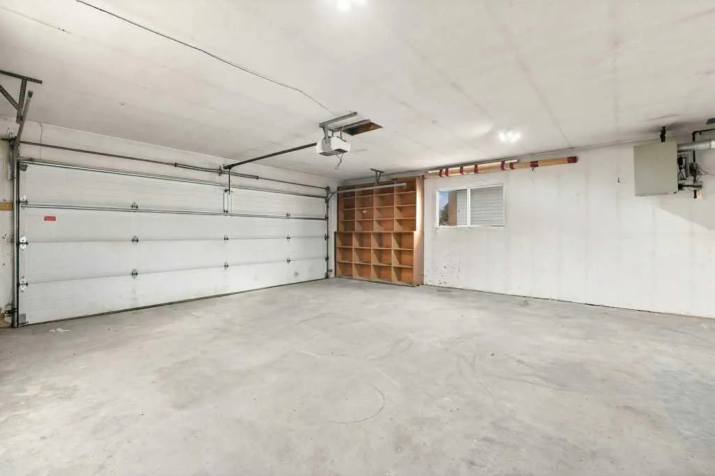 81 Oberlin Avenue