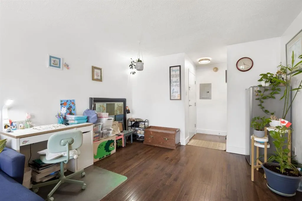505 19 Avenue SW #408