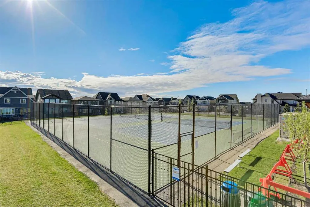 11 Mahogany Row SE #2201
