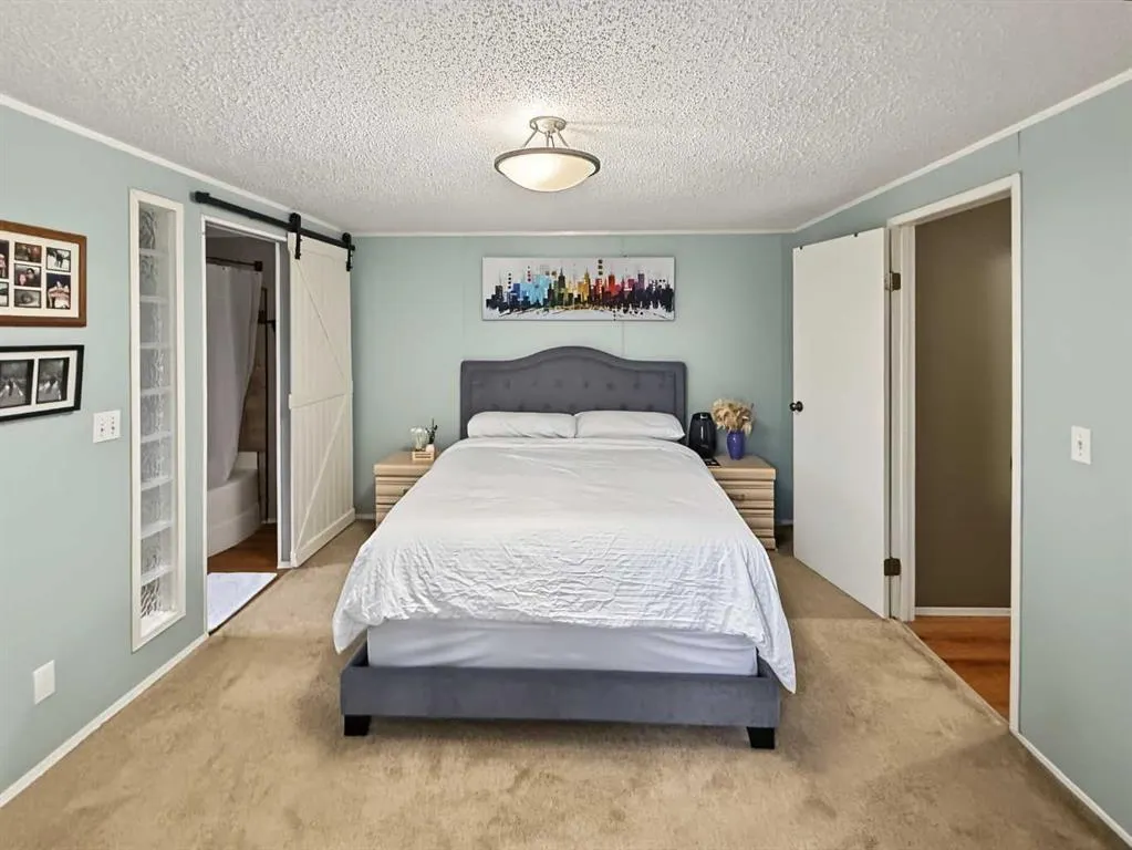 10613 101 Ave