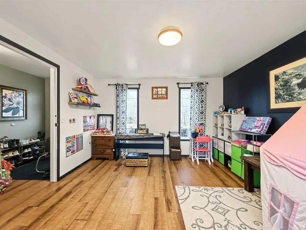 10613 101 Ave