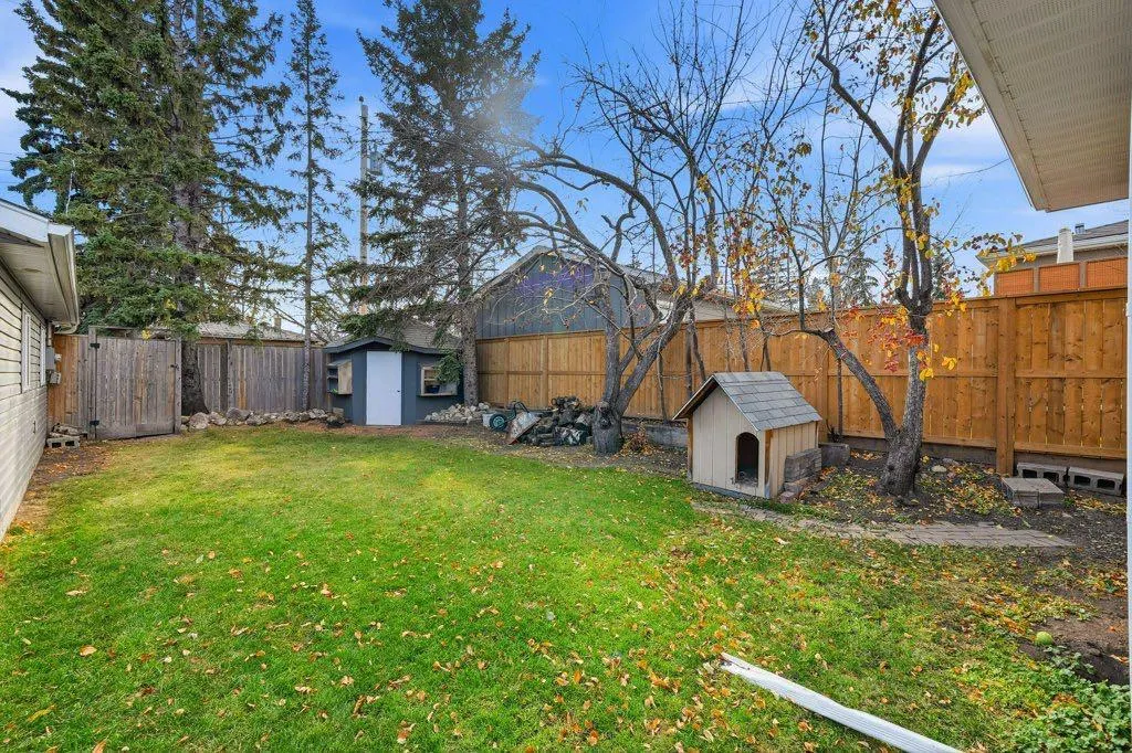 3239 Kenmare Crescent SW
