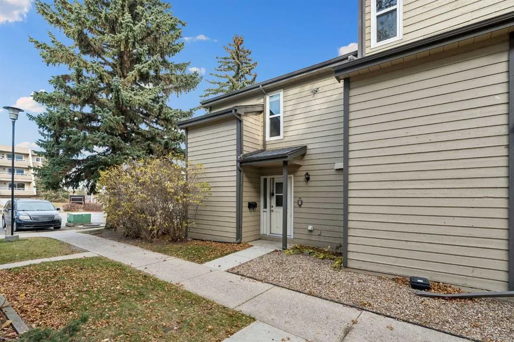 99 Grier Place NE #1