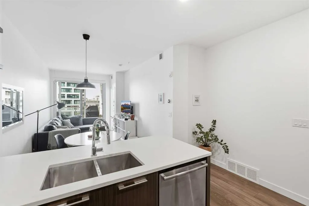 88 9 Street NE #628