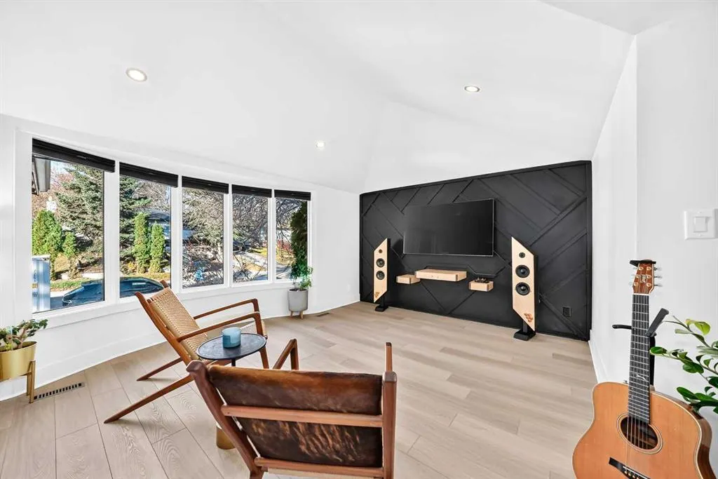 448 Cantrell Drive SW