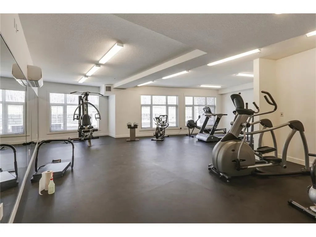 25 Aspenmont Heights SW #313