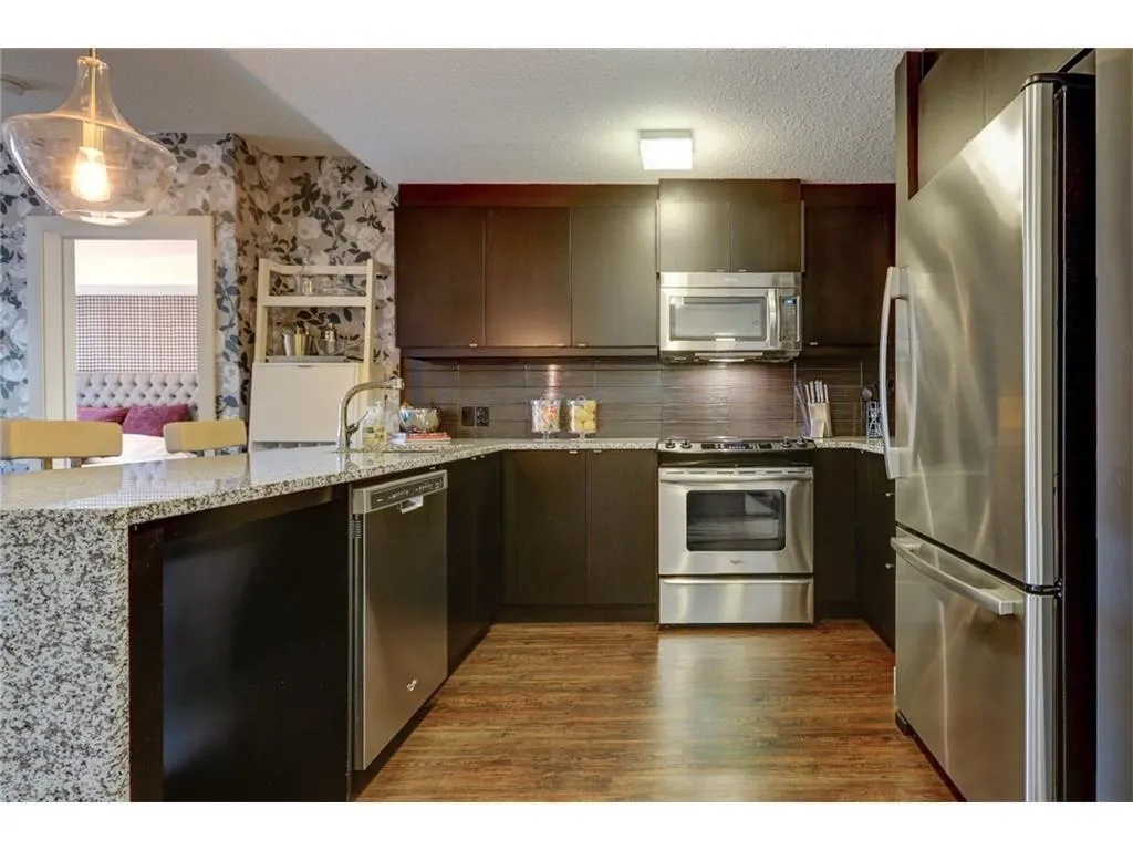 25 Aspenmont Heights SW #313