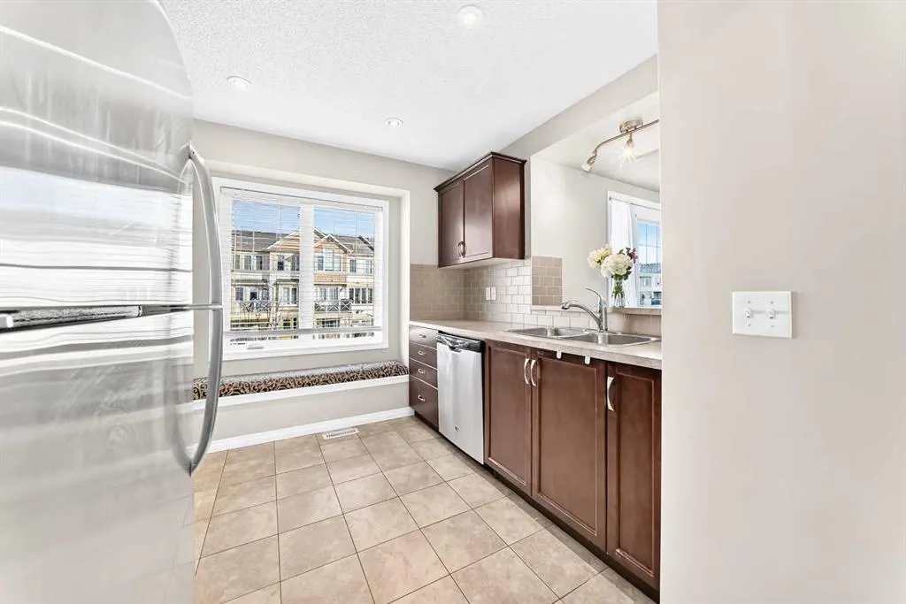 158 Windstone Mews SW