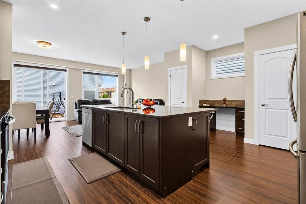 40 Sage Bluff Way NW