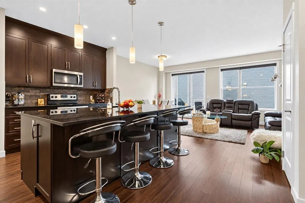 40 Sage Bluff Way NW