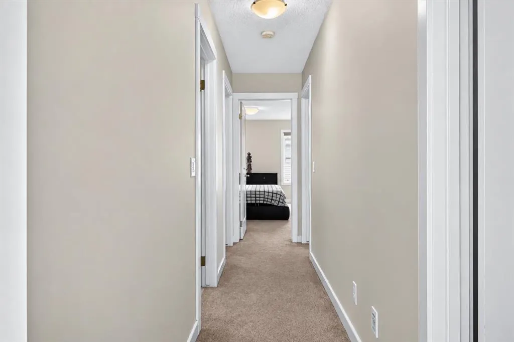40 Sage Bluff Way NW