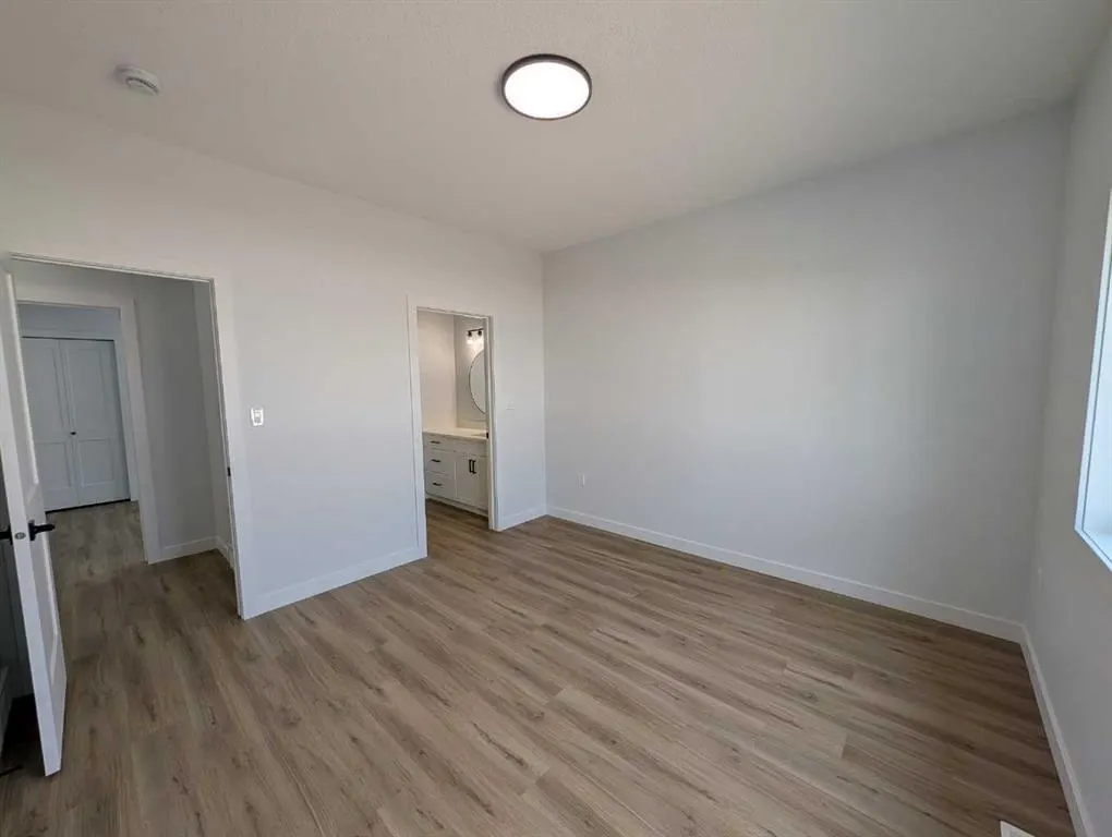 328 Somerside Road SE