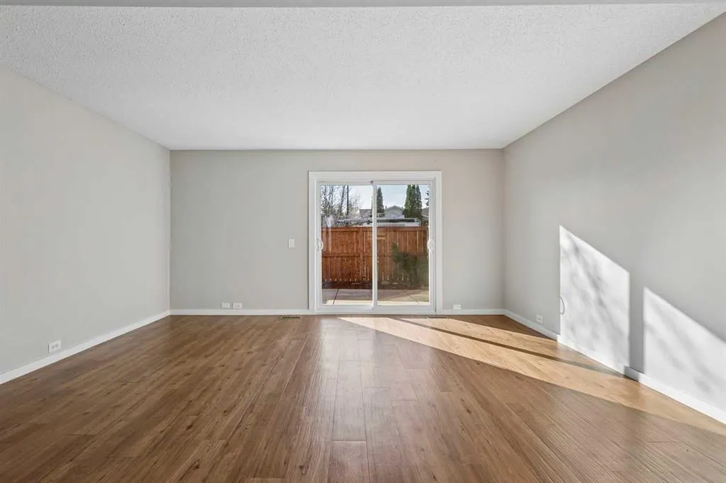 330 Canterbury Drive SW #34