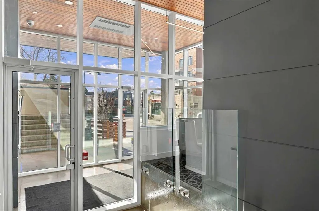 3450 19 Street SW #205