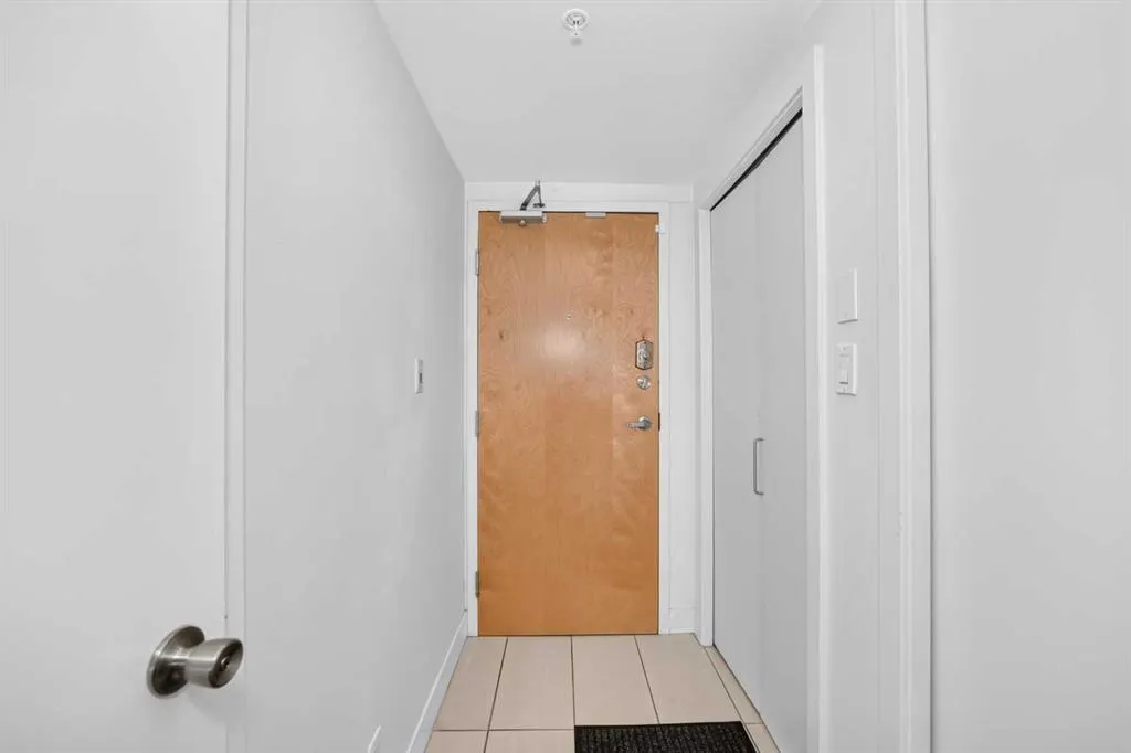 1110 11 Street SW #304