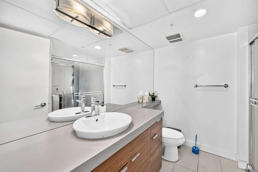 1110 11 Street SW #304