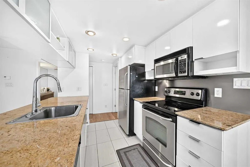 1110 11 Street SW #304