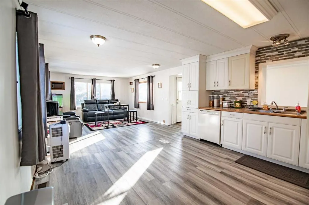 5344 76 Street #3