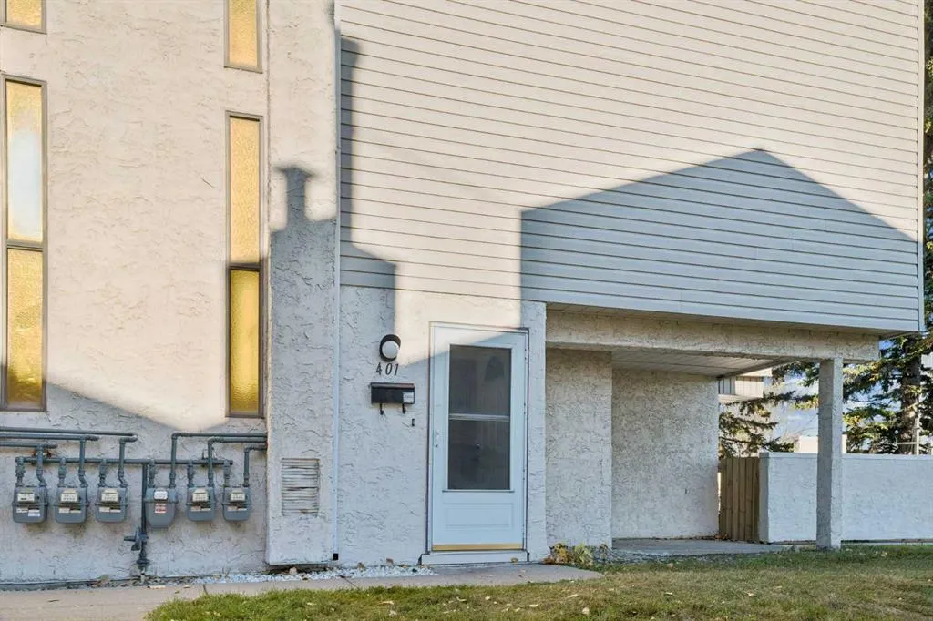 3500 Varsity Drive NW #401