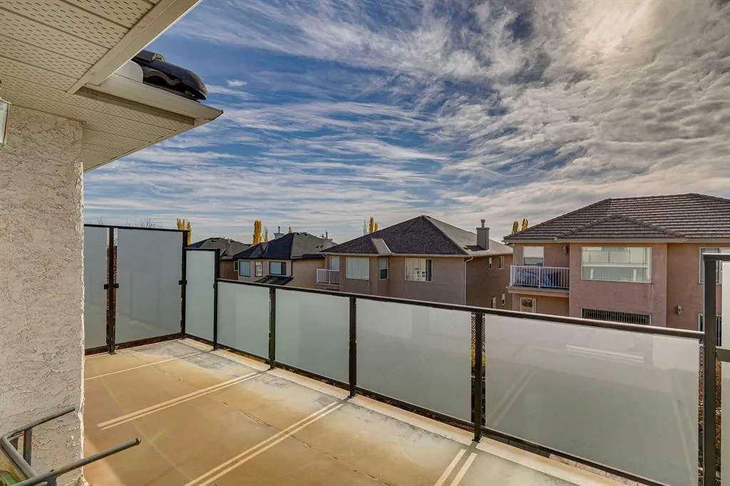 24 Signature Point SW