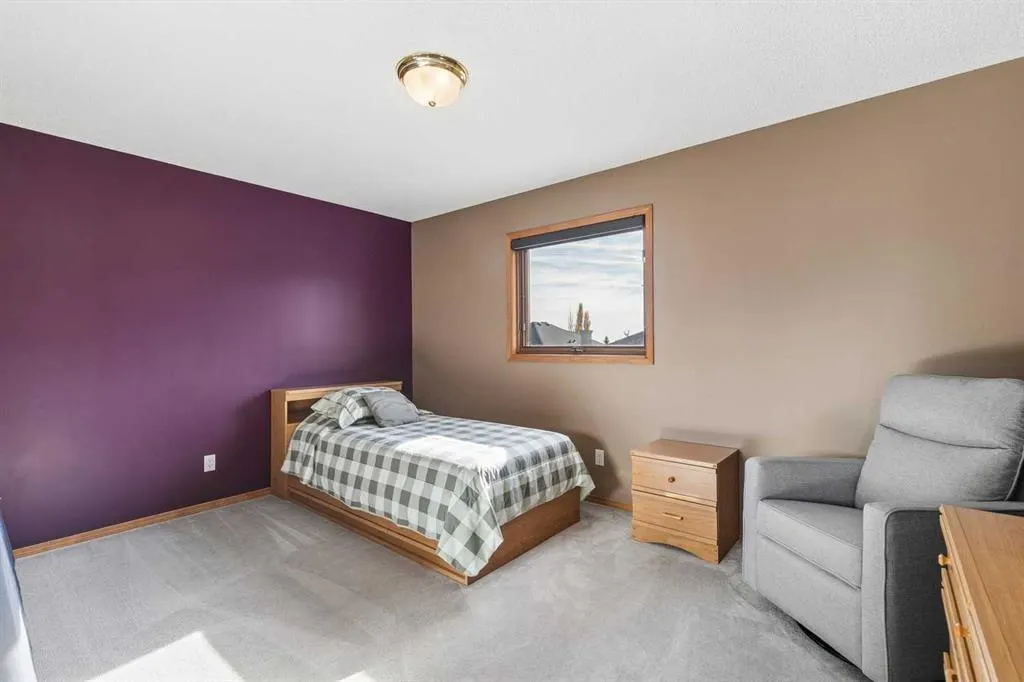 24 Signature Point SW