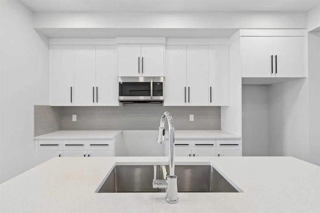 210 Heartwood Parade SE