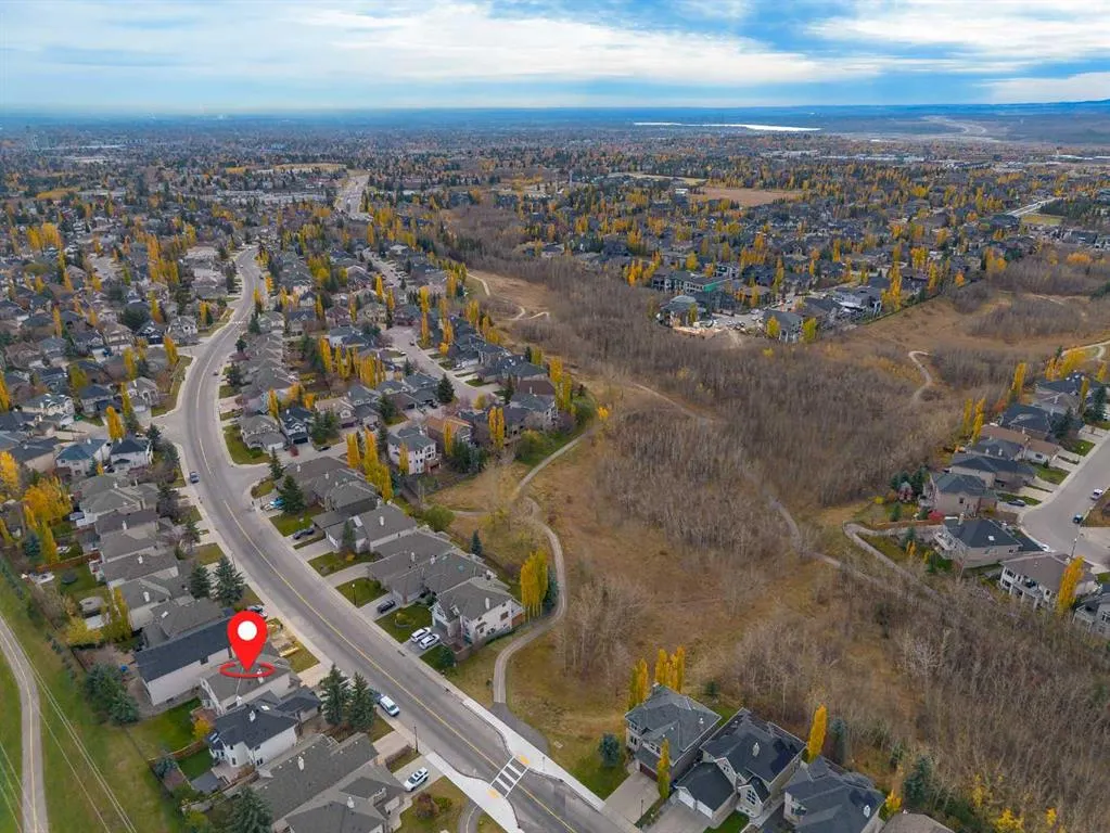 1433 Strathcona Drive SW