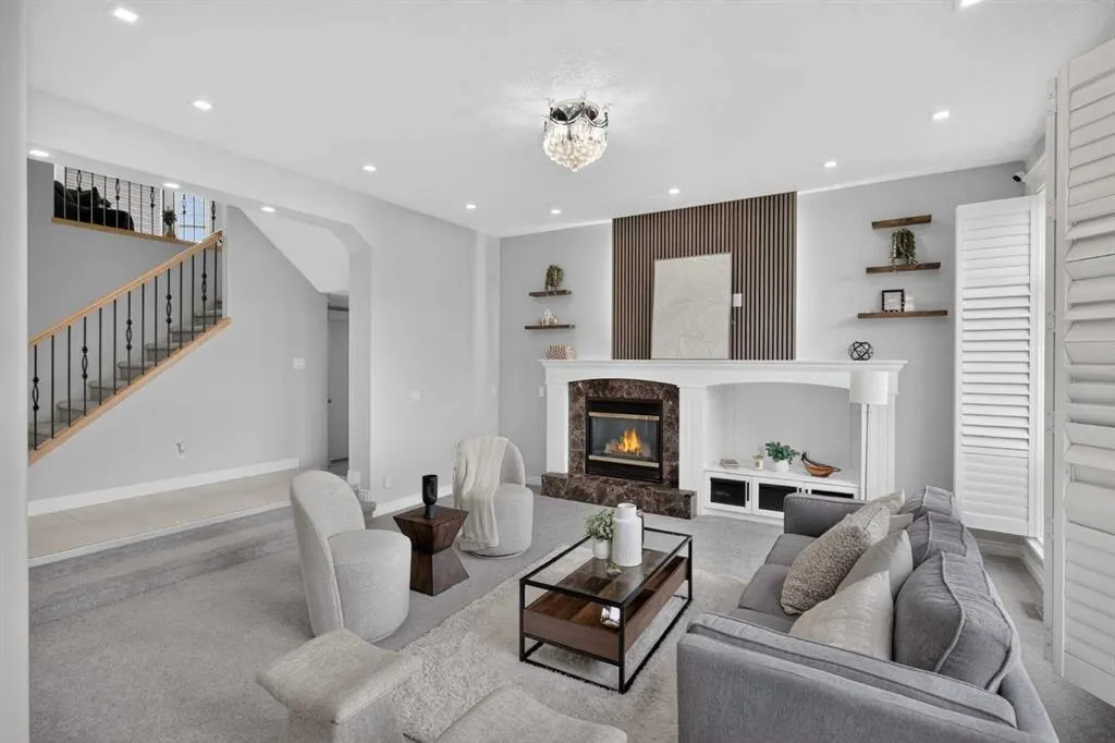 1433 Strathcona Drive SW