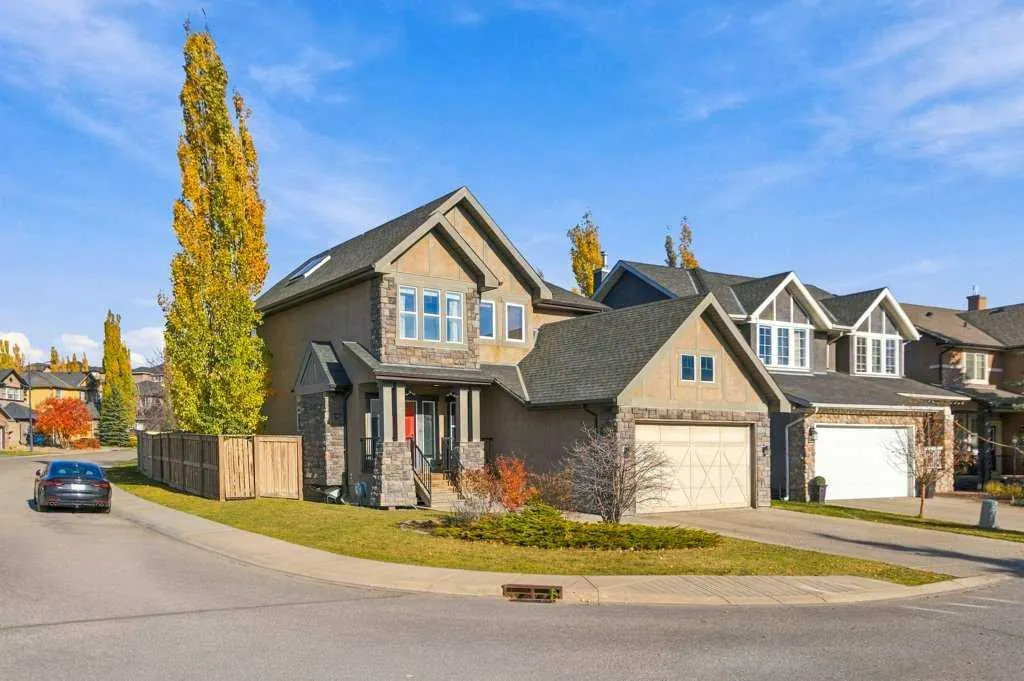 30 Aspen Stone Road SW