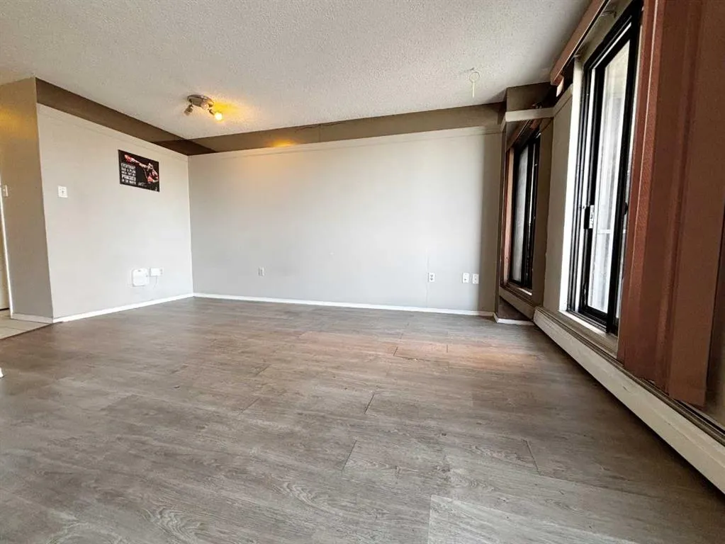 108 3 Avenue SW #706