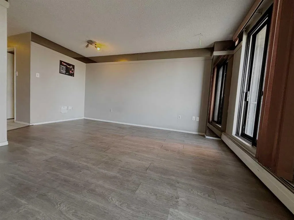 108 3 Avenue SW #706
