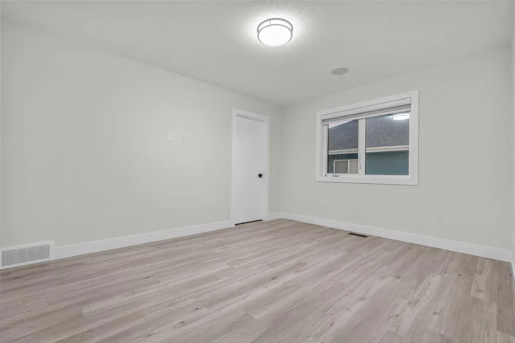 45 Waterford Terrace W