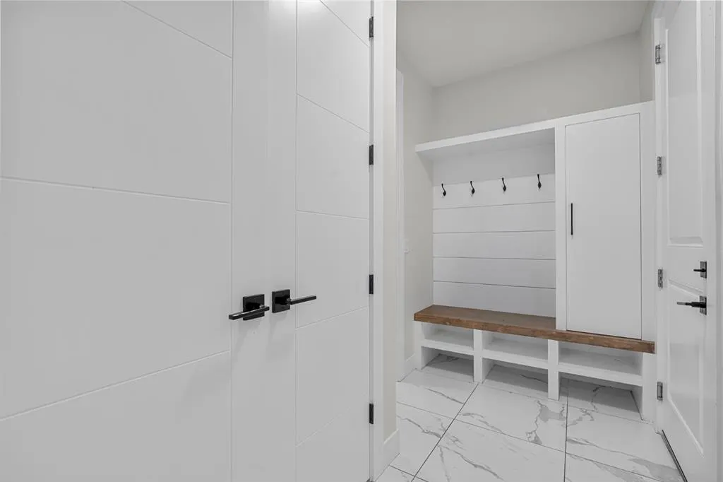 45 Waterford Terrace W