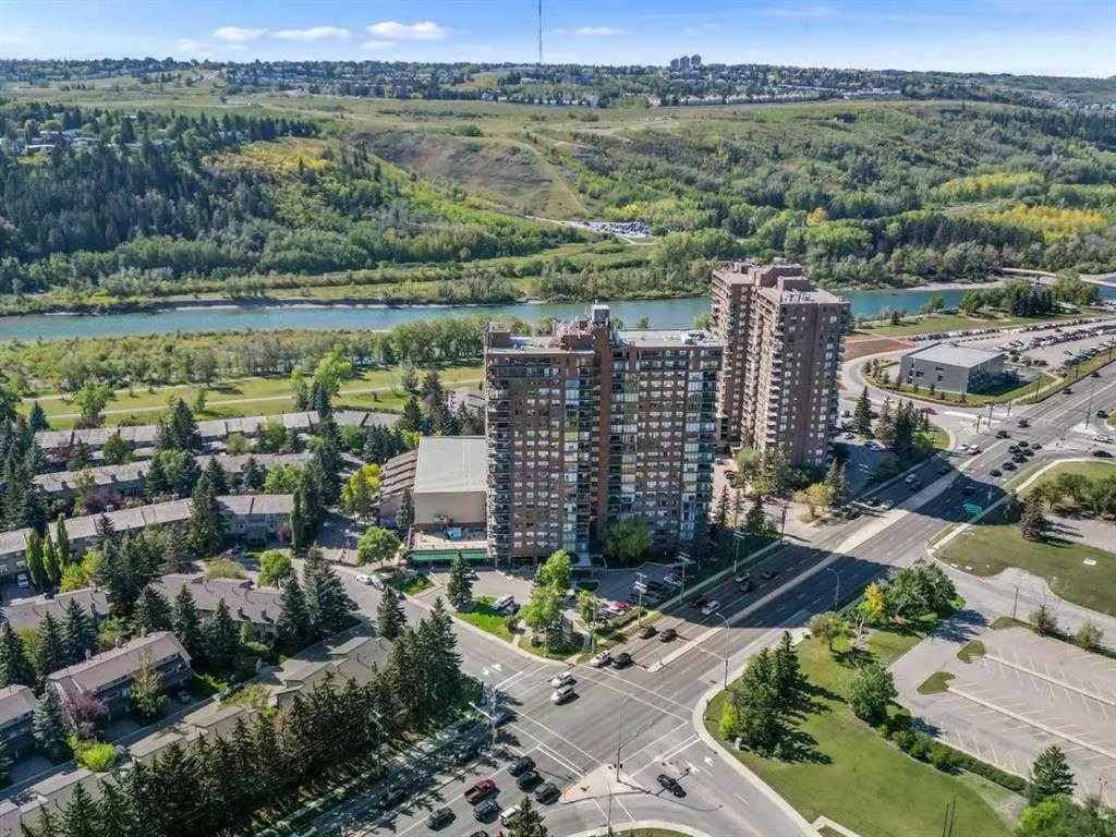 145 Point Drive NW #1108