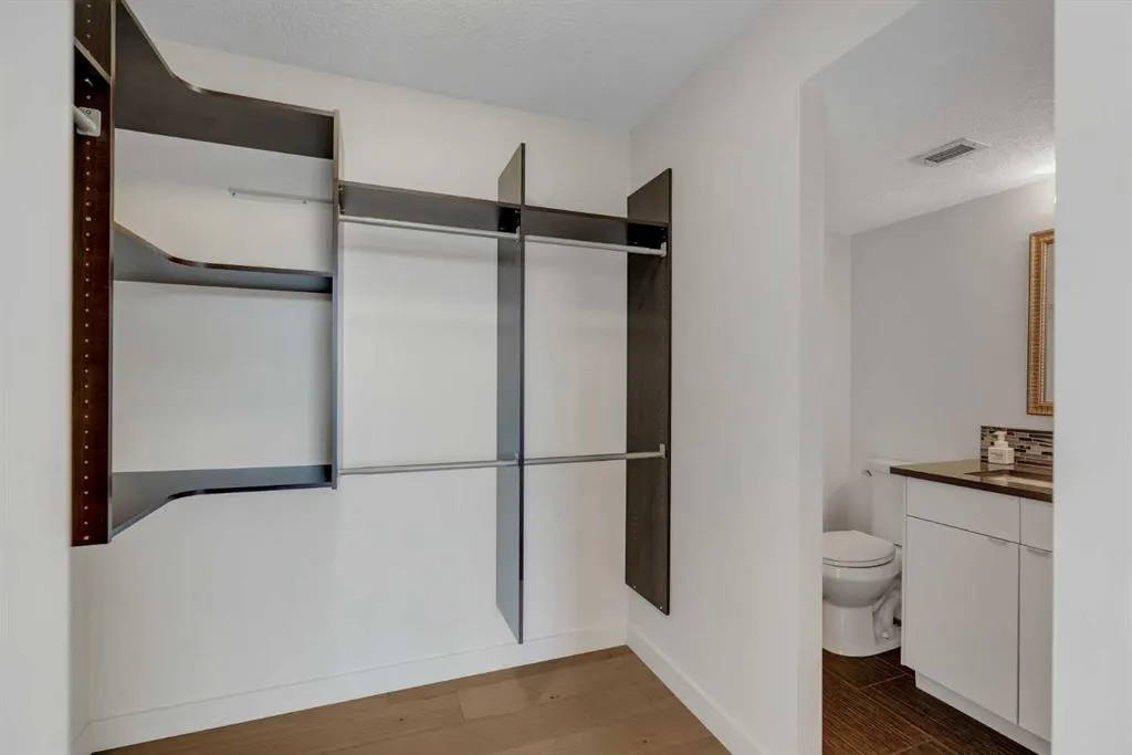 145 Point Drive NW #1108