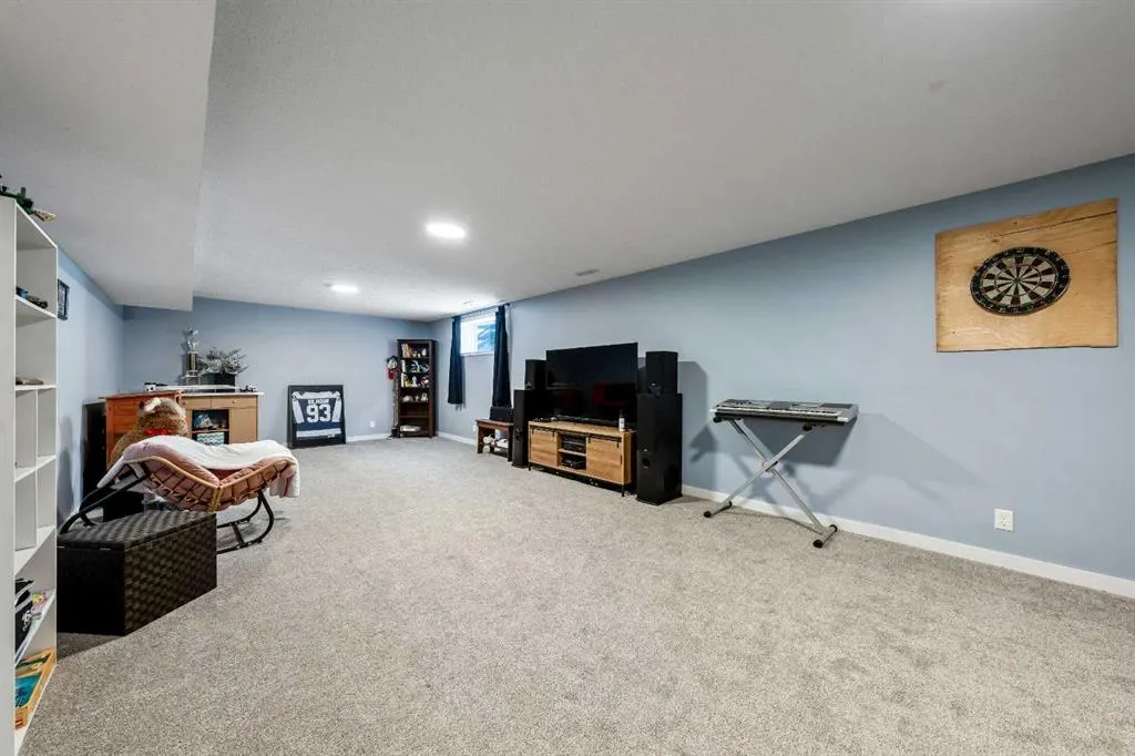 15 Van Horn Court NW