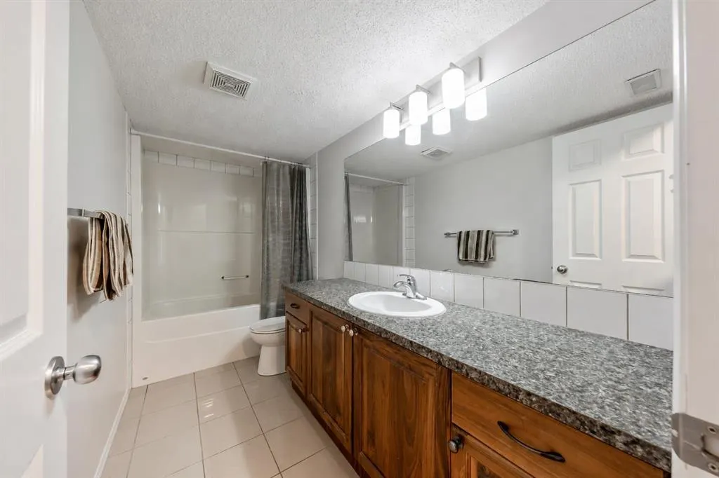 15 Van Horn Court NW