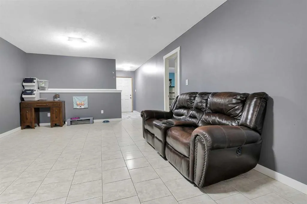 220 Jordan Parkway