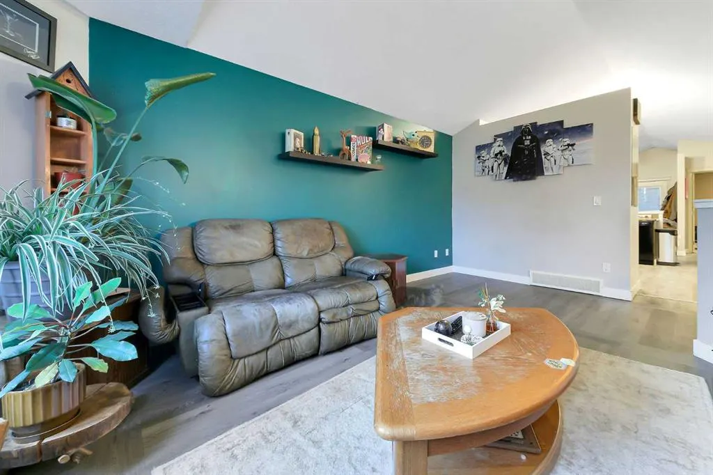220 Jordan Parkway