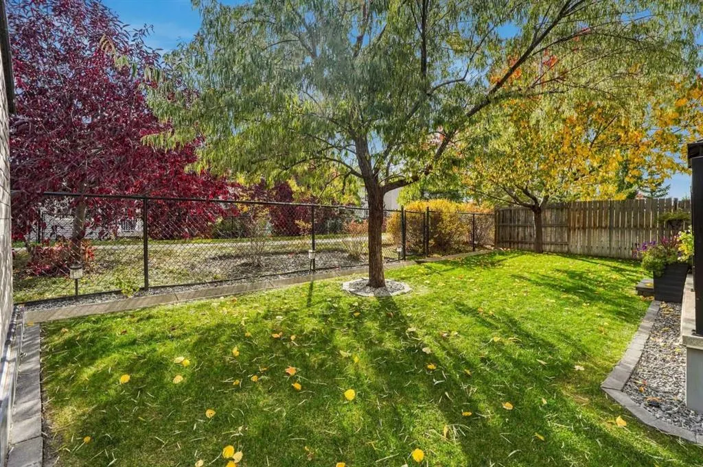 185 Silverado Plains Close SW