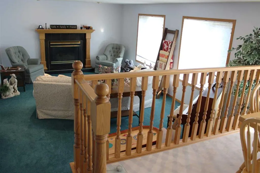 87 Parkland Close E