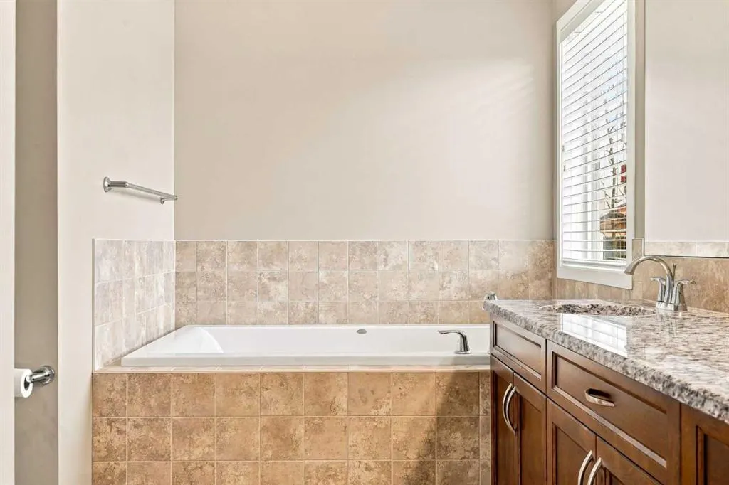 116 Brightoncrest Manor SE
